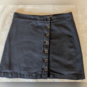 NWOT Grey Mini Skirt By Aventura, Size 10